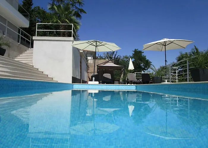 Villa Suzy-Apartments Suzana